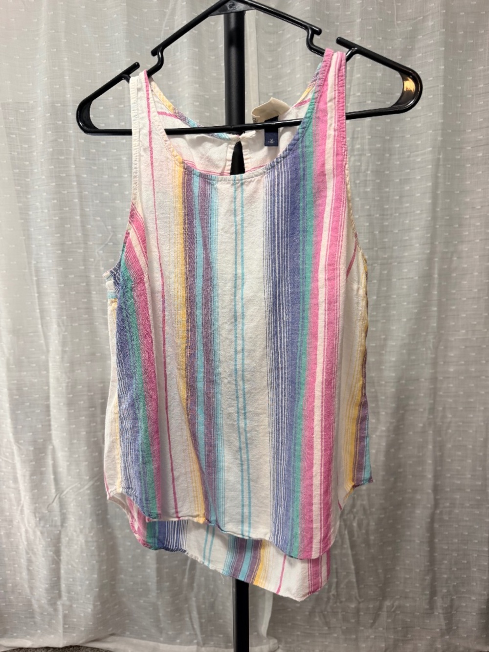 Universal Thread Tank Top - M